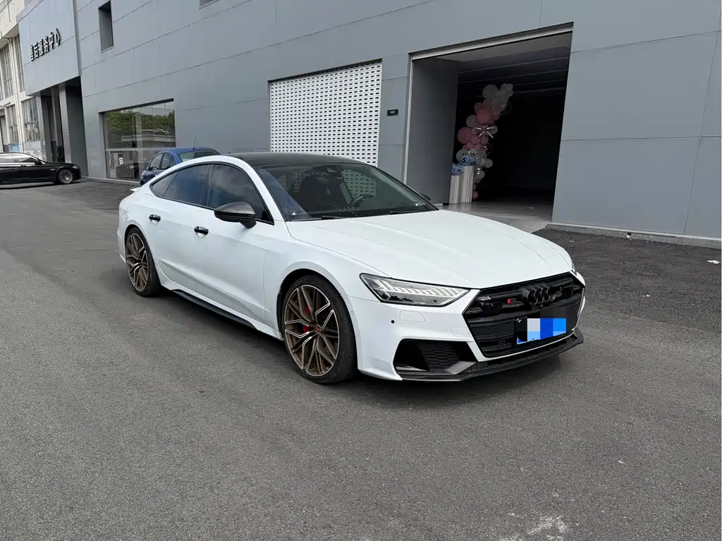 Купить Audi A7