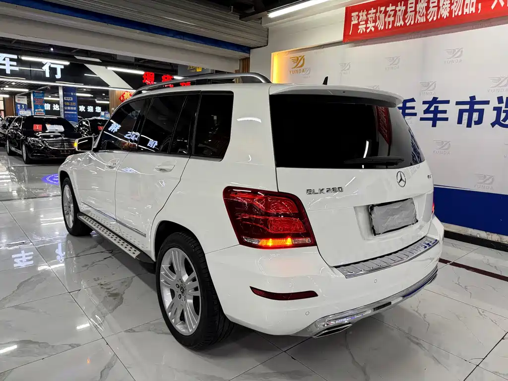 Mercedes-Benz GLK-Class — миниатюра 12