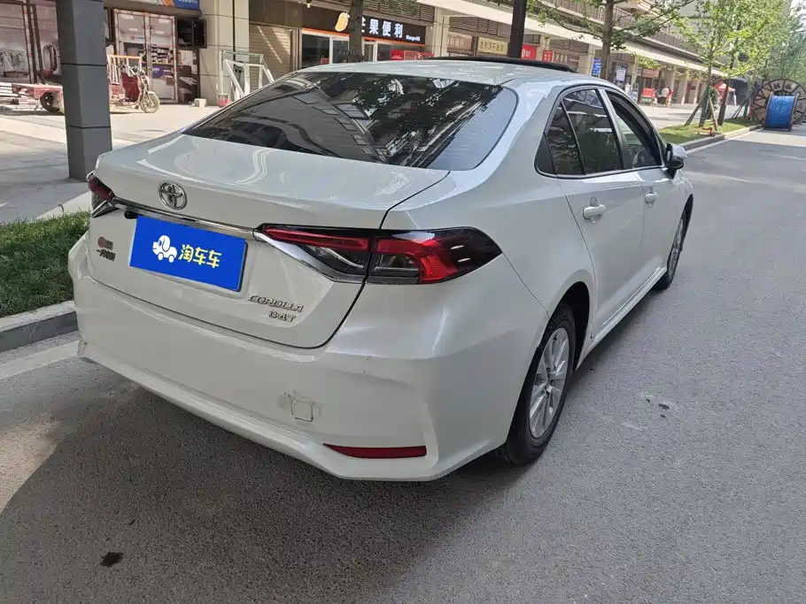 Toyota Corolla — миниатюра 3