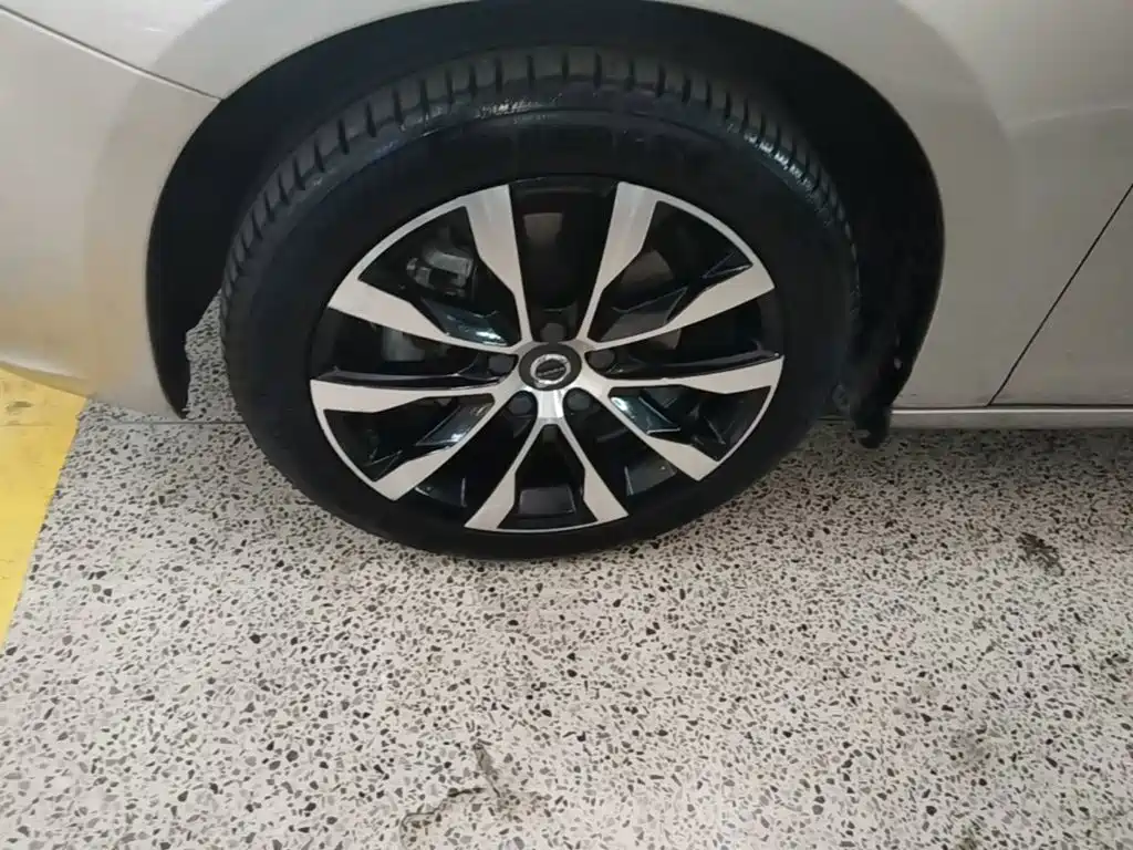 Volvo S60 — миниатюра 23