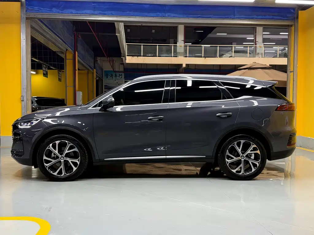 BYD Tang New Energy — миниатюра 8