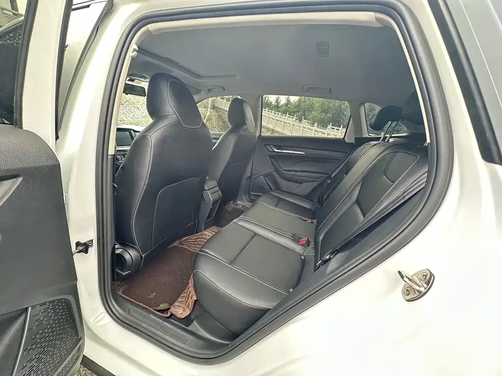 Skoda Kamiq — миниатюра 14