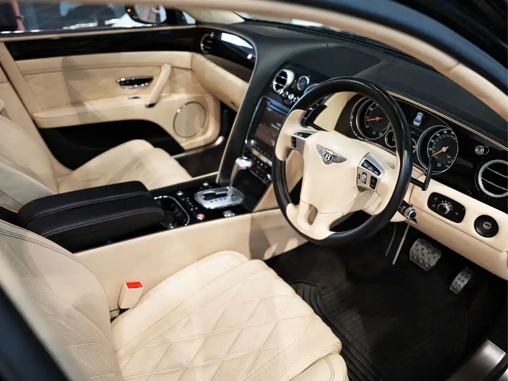 Bentley Flying Spur 2013 6.0T W12 Luxury
