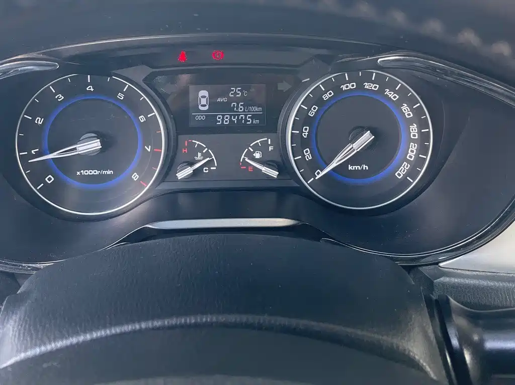 Changan V7 — миниатюра 12