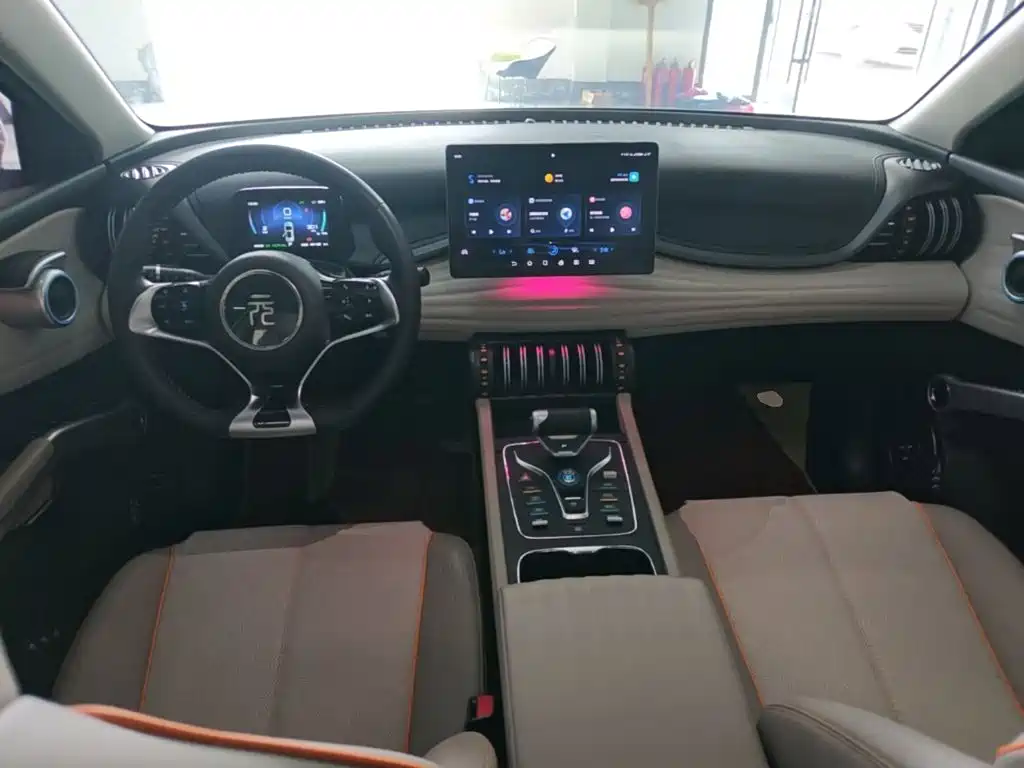BYD Yuan Plus — миниатюра 10