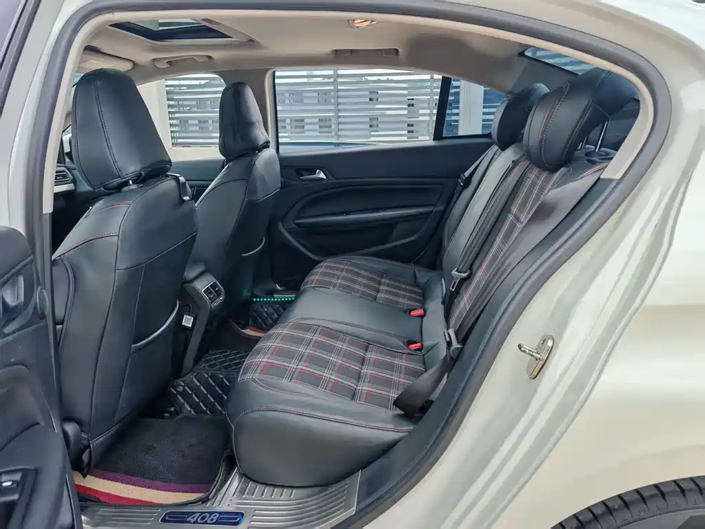 Peugeot 408 — миниатюра 9