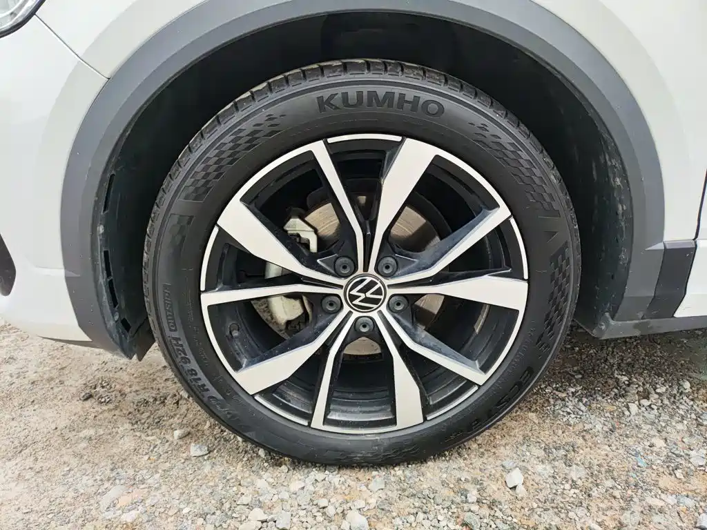 Volkswagen T-Roc — миниатюра 25