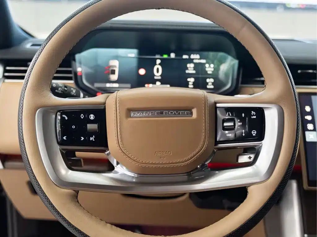 Land Rover Range Rover 2024 3.0 L6 360PS