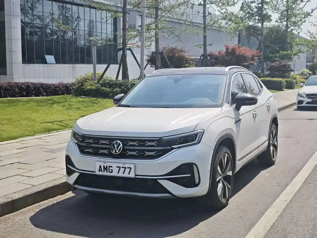 Volkswagen X 2023