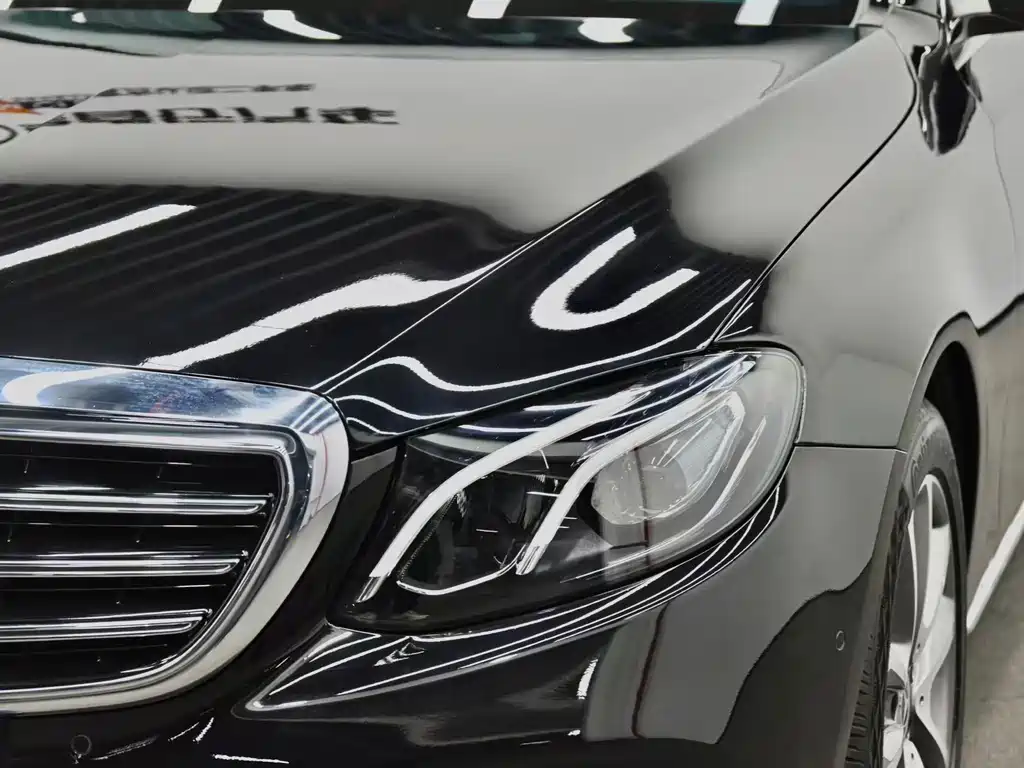 Mercedes-Benz E-Class — миниатюра 29