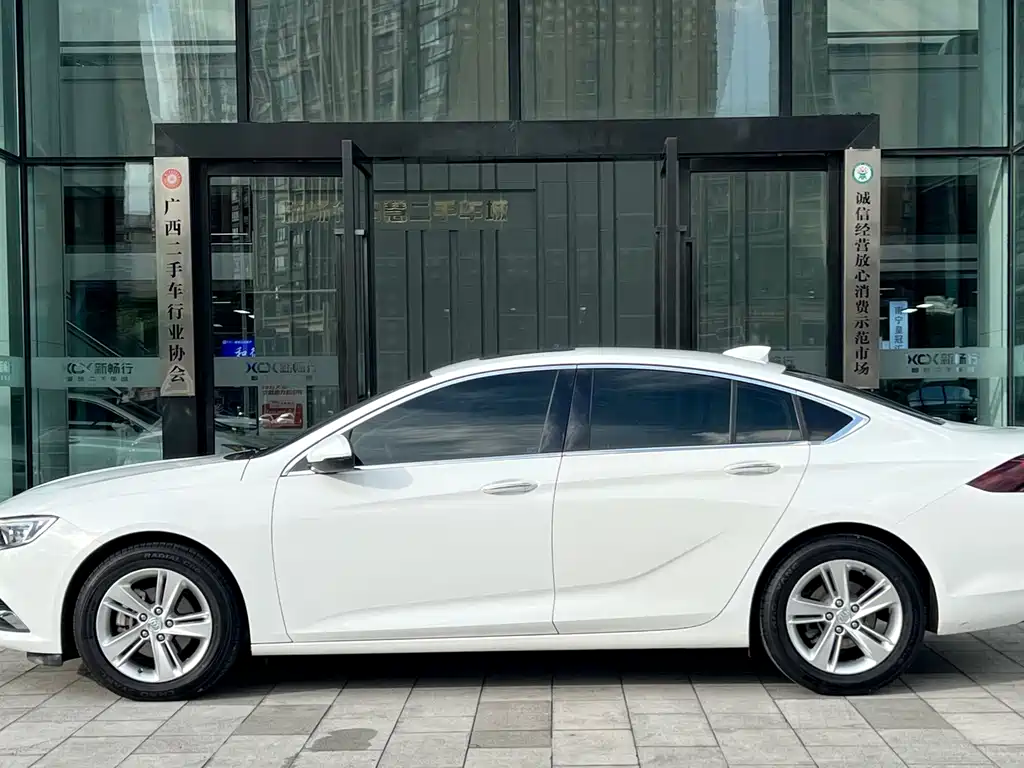 Buick Regal — миниатюра 3
