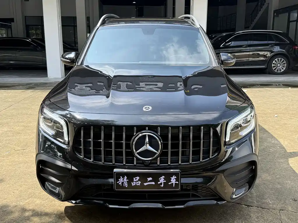Mercedes-Benz GLB — миниатюра 2