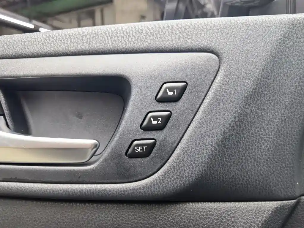 Toyota Highlander — миниатюра 16