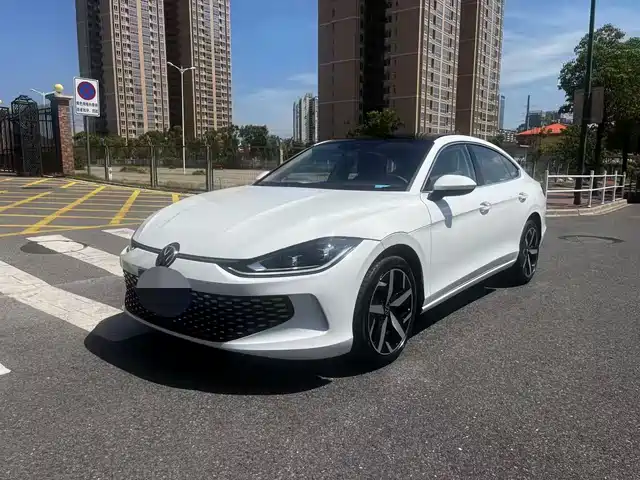 VOLKSWAGEN LINGDU 2024