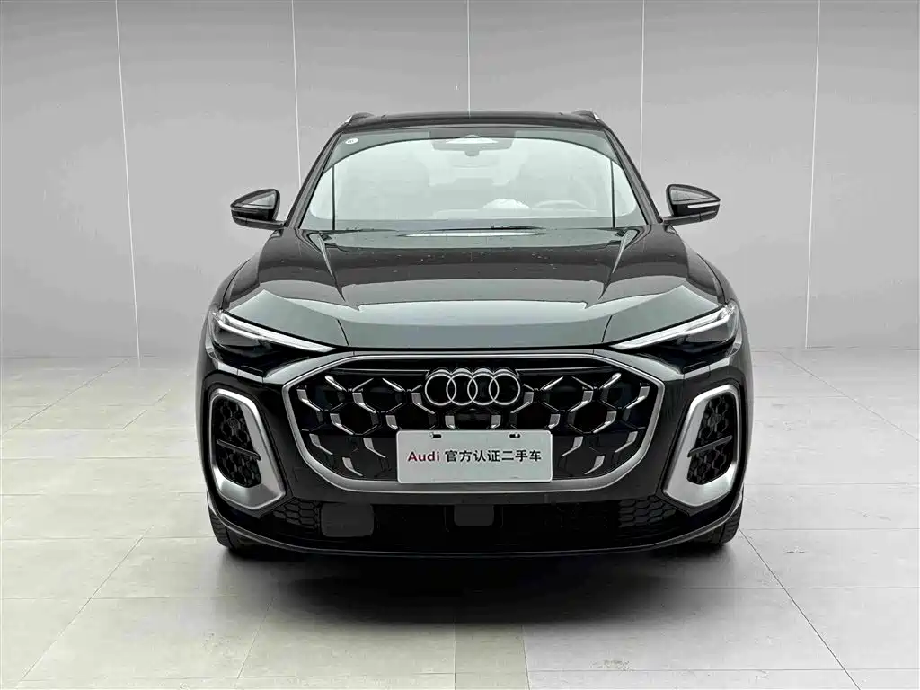 Audi Q5L — миниатюра 2