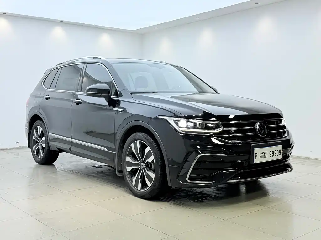 Volkswagen Tiguan L — миниатюра 3