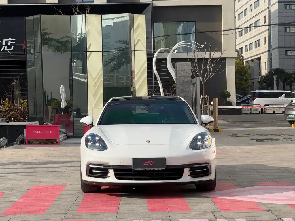 Porsche Panamera 2017 Panamera 4 Executive Long Wheelbase 3.0T