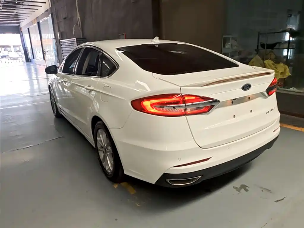 Ford Mondeo 2018 EcoBoost 180 Fashion VI