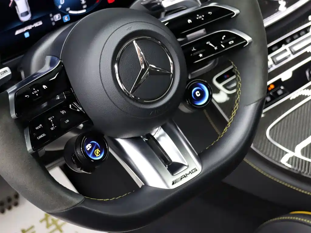 Mercedes-Benz E-Class AMG — миниатюра 9