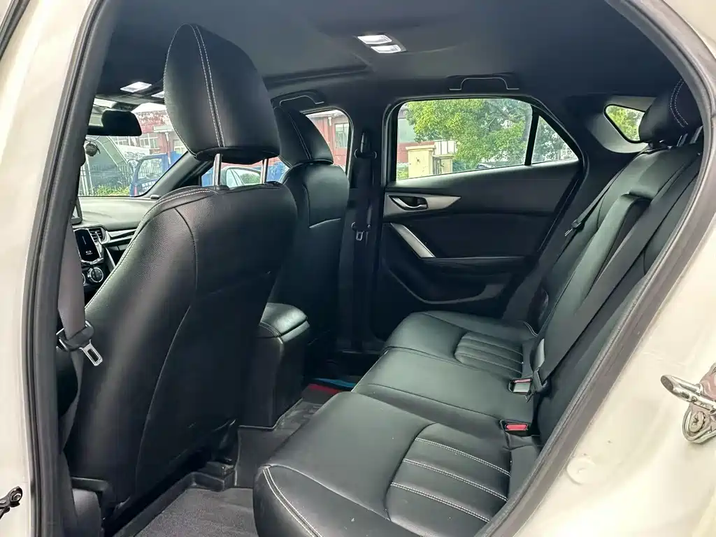 Mazda CX-4 - фото 6