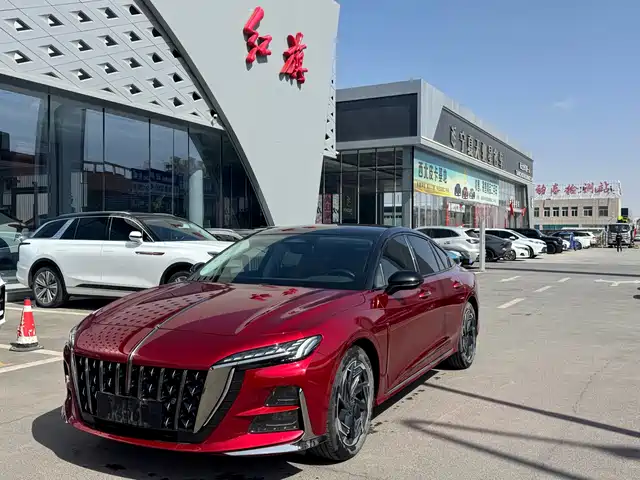 2023 Hongqi H6