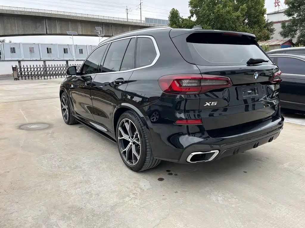 BMW X5 (Import) — миниатюра 4