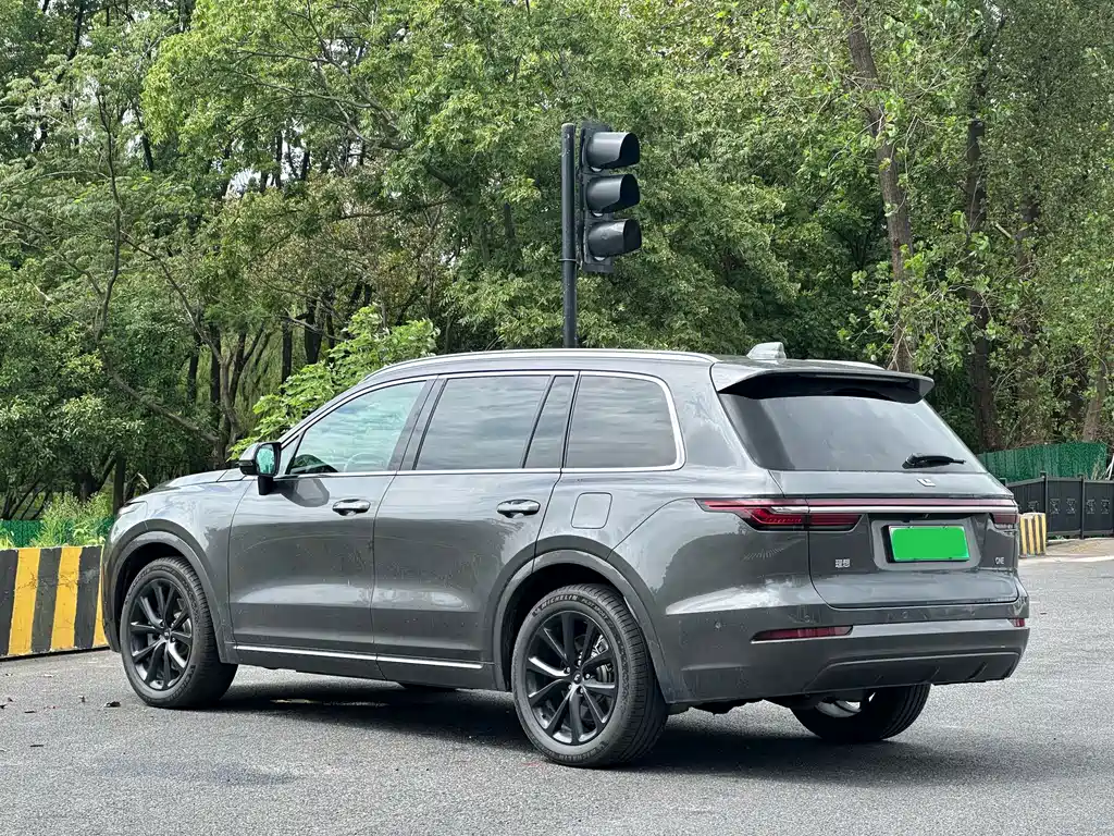 Li Auto Li ONE — миниатюра 5