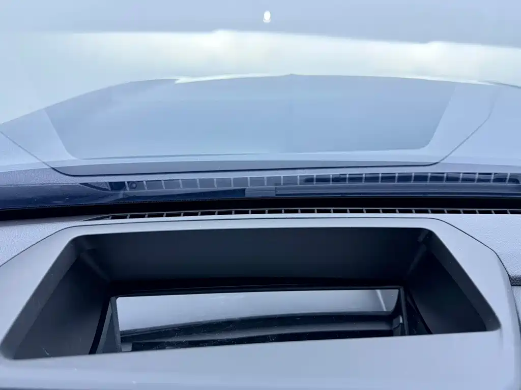 Geely Xingyue L — миниатюра 19