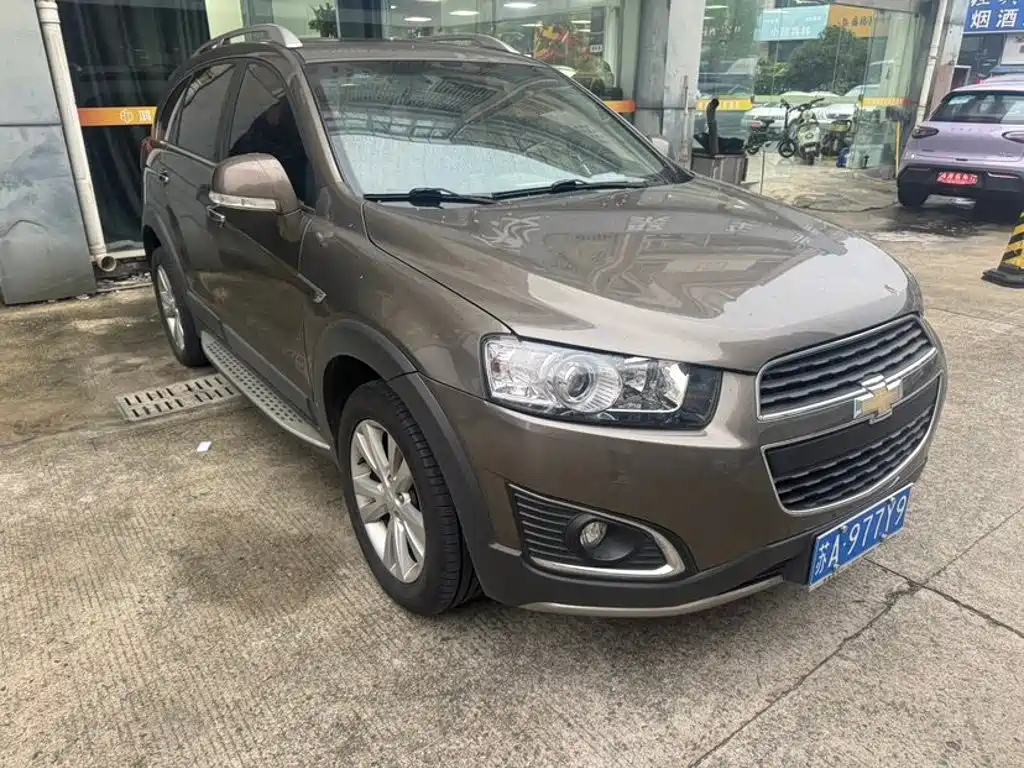 Chevrolet Captiva — миниатюра 3