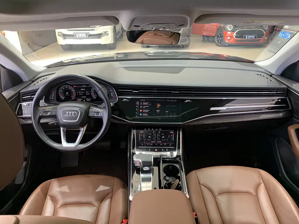 Audi Q8 — миниатюра 12