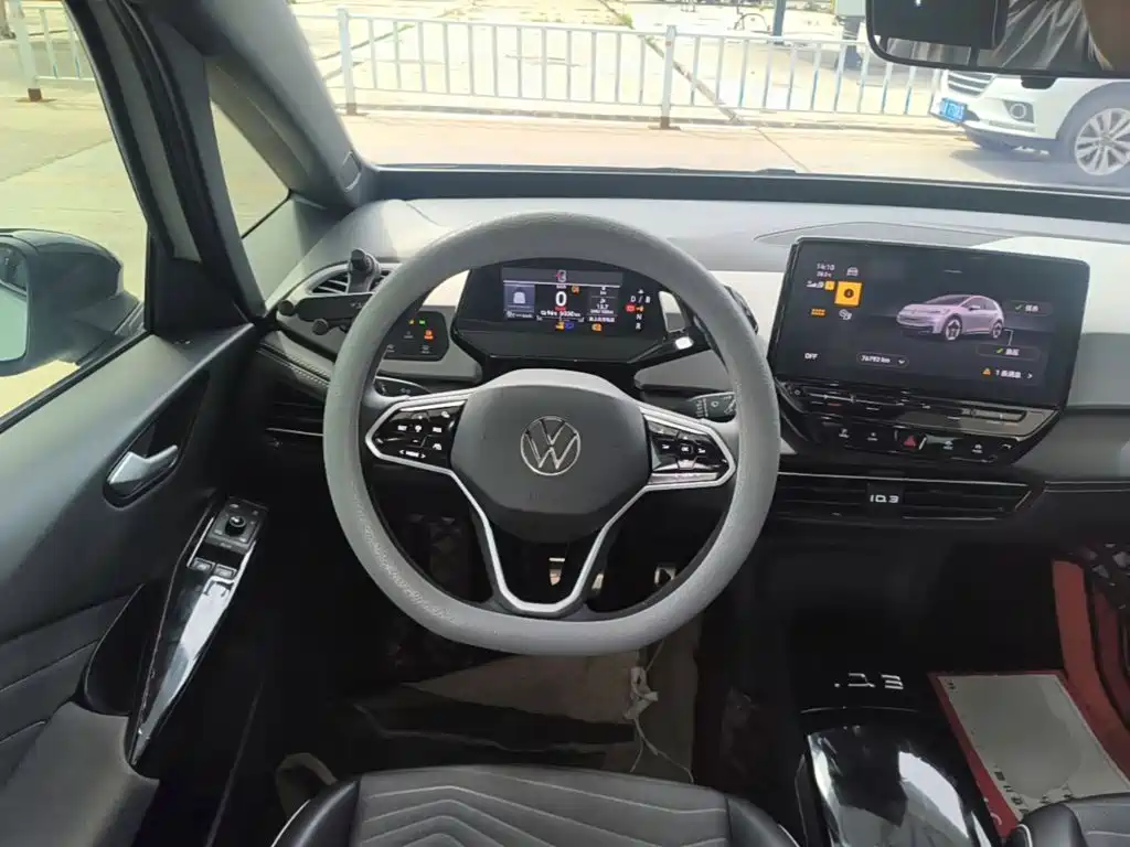 Volkswagen ID.3 — миниатюра 11