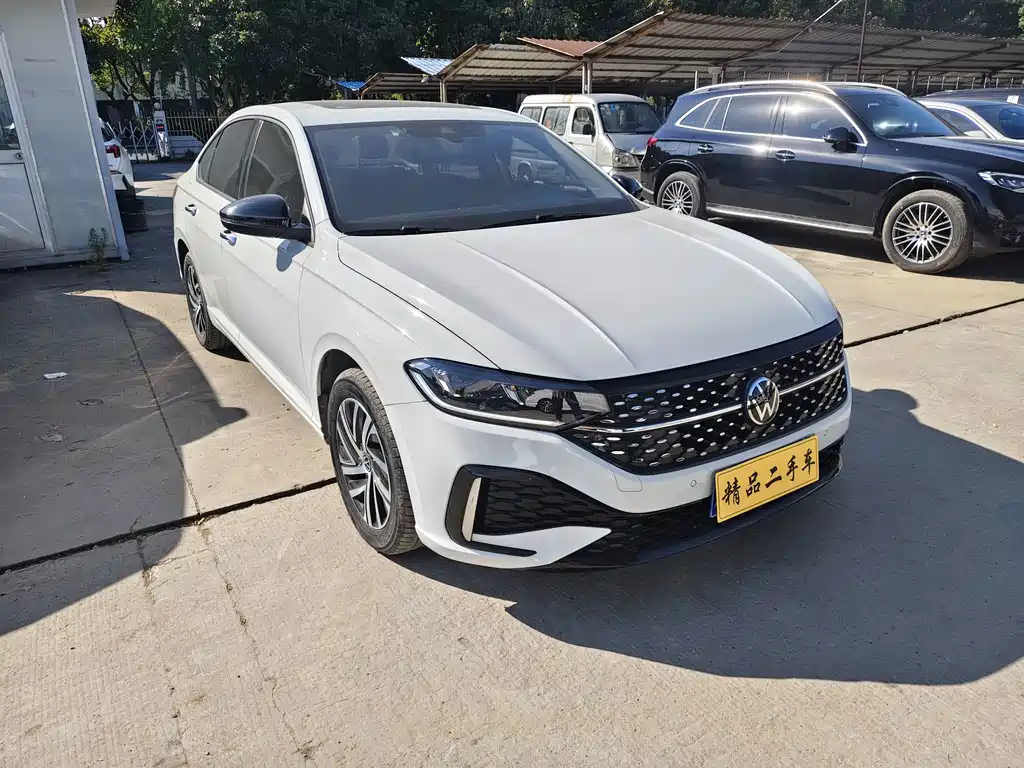 Volkswagen Lavida — миниатюра 2
