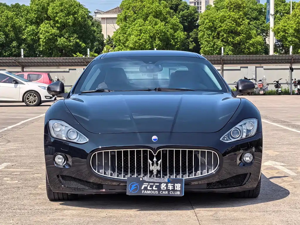 Maserati GranTurismo — миниатюра 2