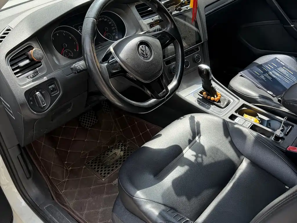 Volkswagen Golf — миниатюра 3