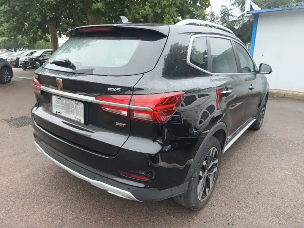Roewe RX5 — миниатюра 7