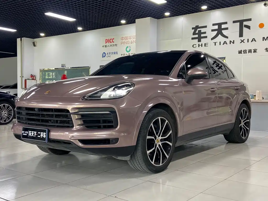 Porsche Cayenne 2022