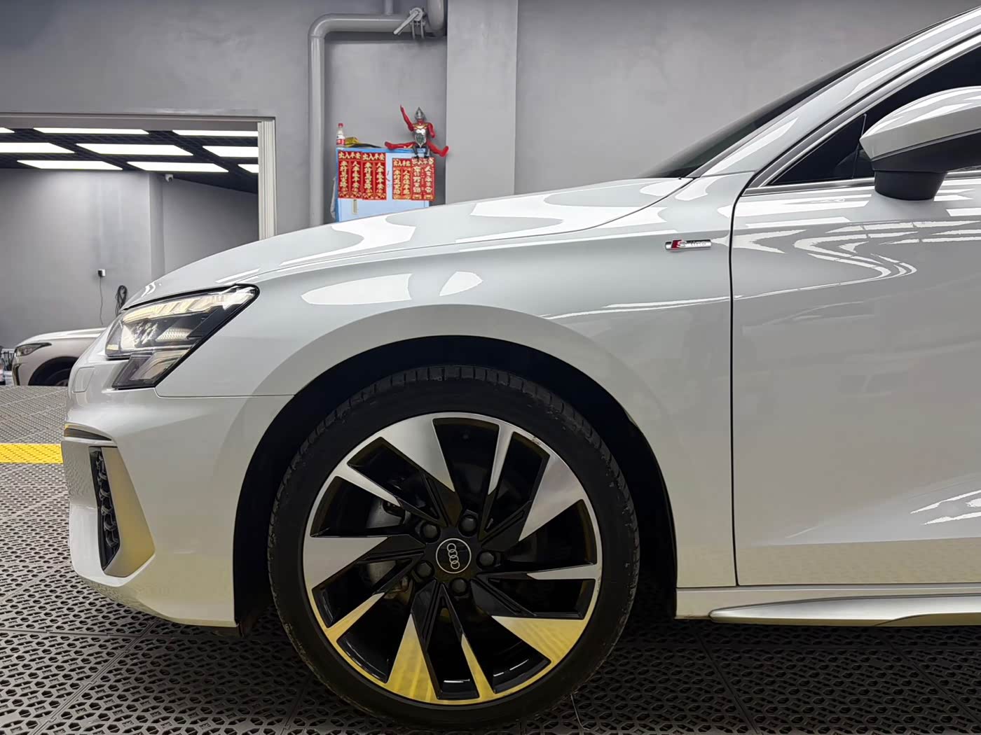 Audi A3 1.4 л 2022 г. Белый, пробег 45900 км