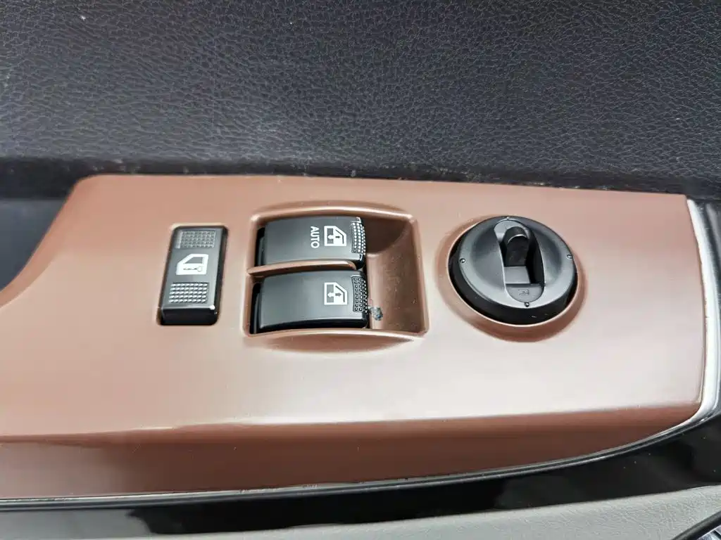 JAC Refine M5 — миниатюра 9