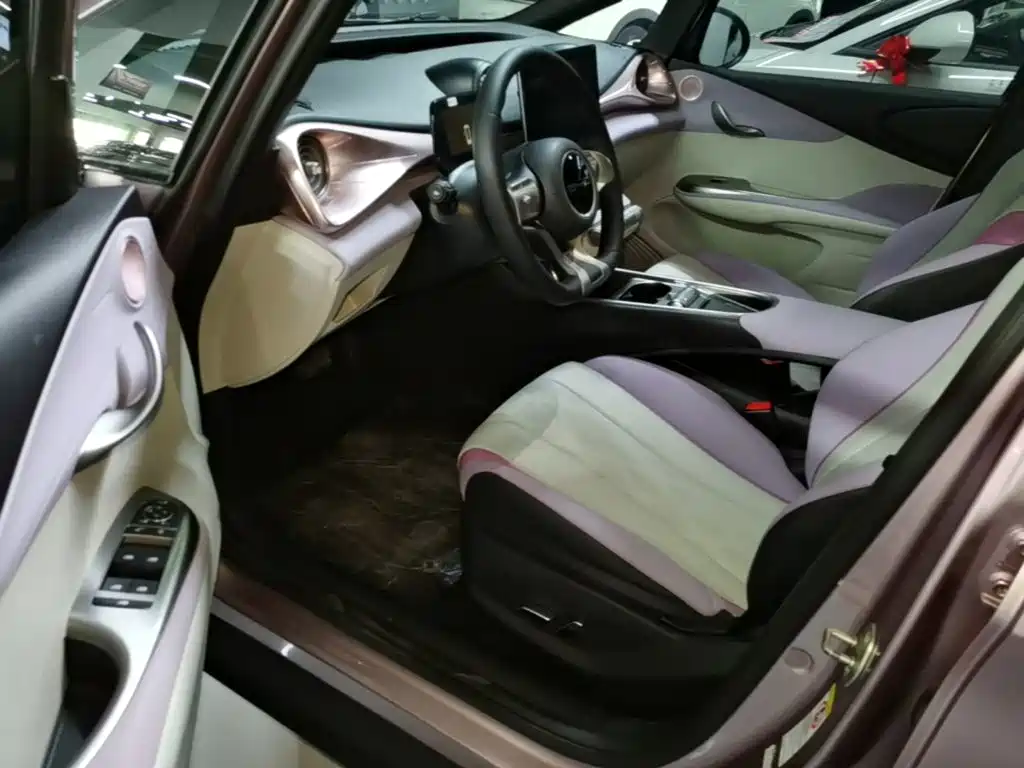 BYD Dolphin — миниатюра 16