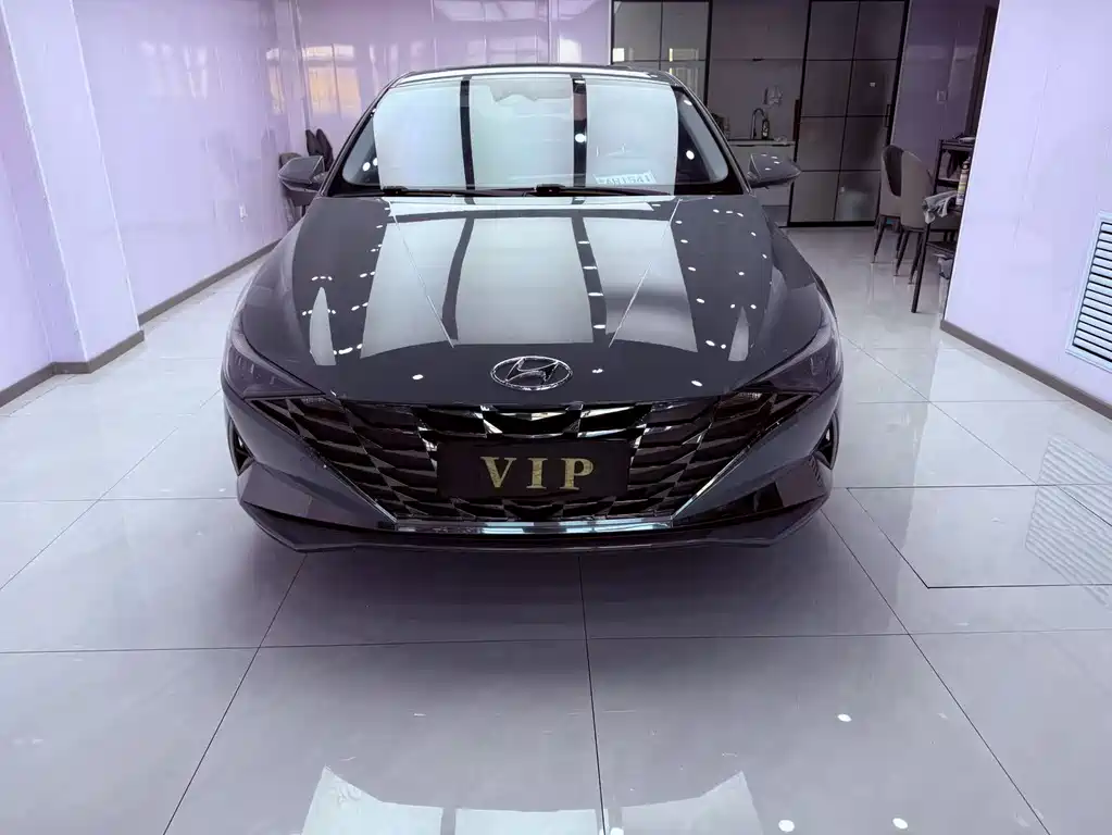 Hyundai Elantra — миниатюра 2