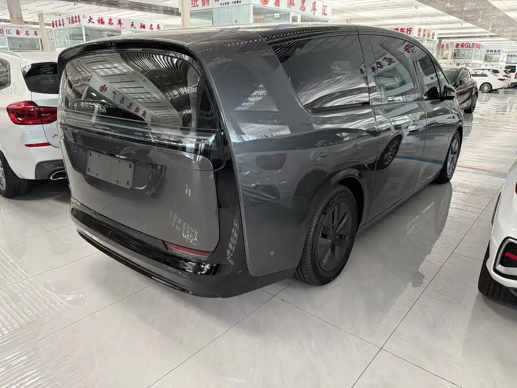 Li Auto Li MEGA — миниатюра 8