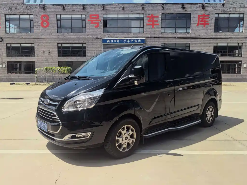 Ford Tourneo