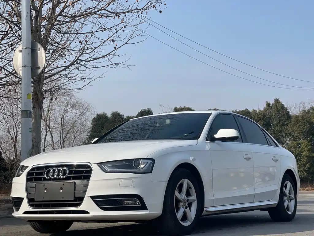 Audi A4L 2013