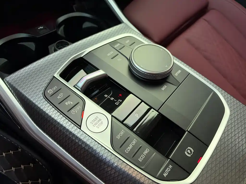 BMW 3 Series — миниатюра 17