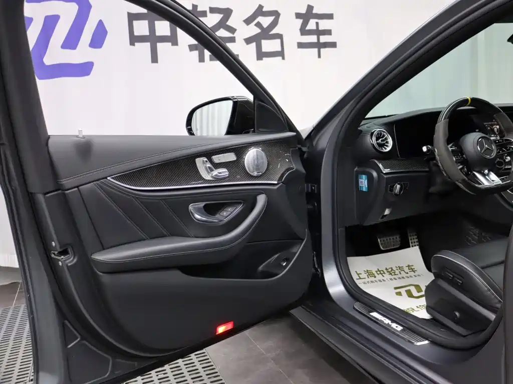 Mercedes-Benz E-Class AMG — миниатюра 5