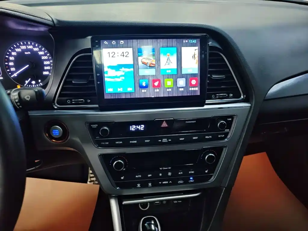 Hyundai Sonata — миниатюра 13
