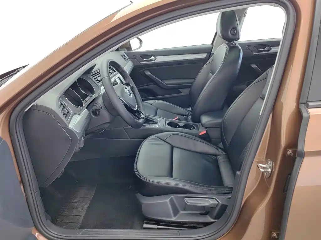 Volkswagen Lamando — миниатюра 10