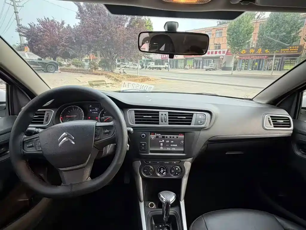 Citroen C3-XR — миниатюра 9