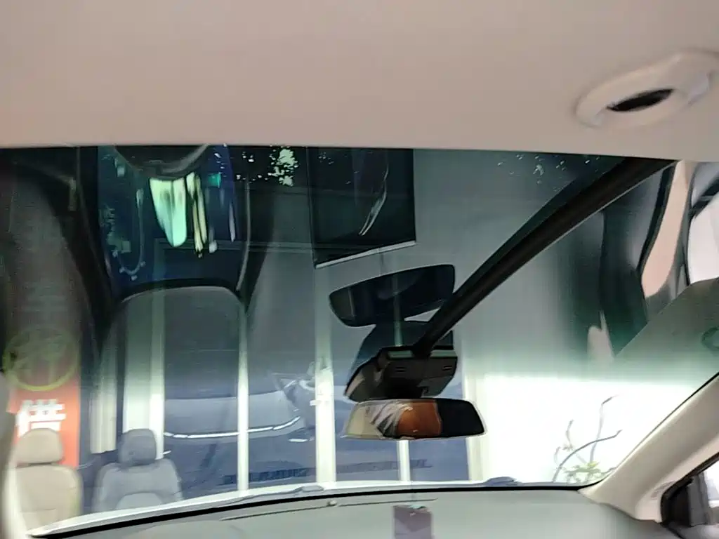 XPeng G3 — миниатюра 18
