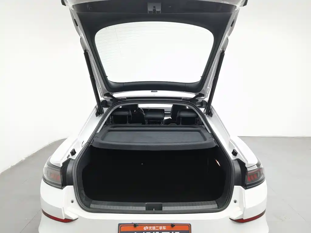 Volkswagen Lamando — миниатюра 16